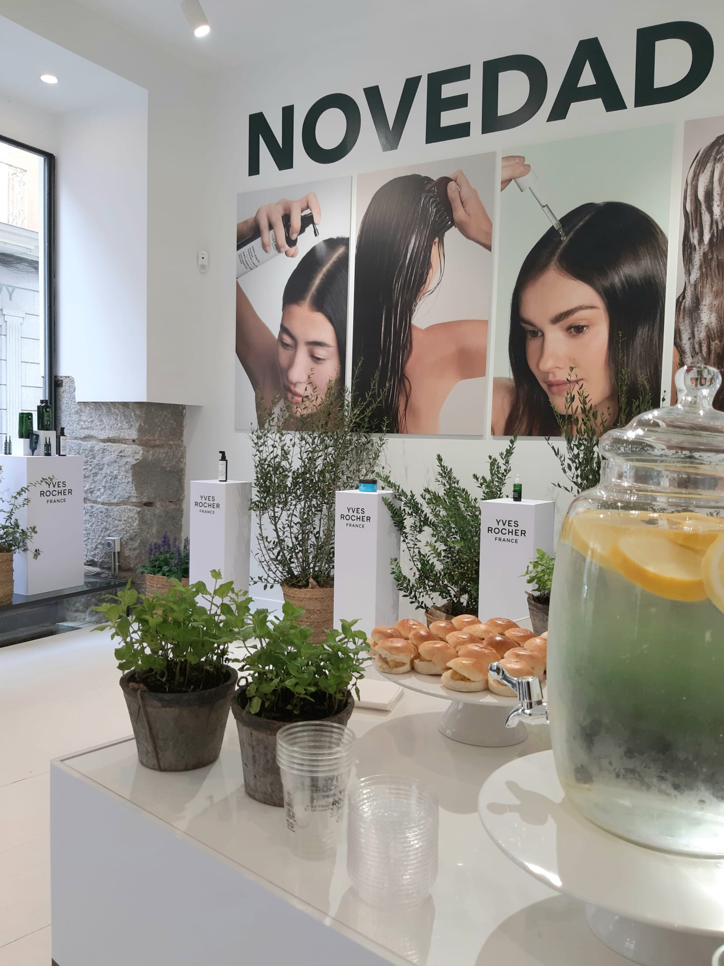 Yves3 Alquila Tu Espacio Pop Up en Madrid | Monbull Corner Belén